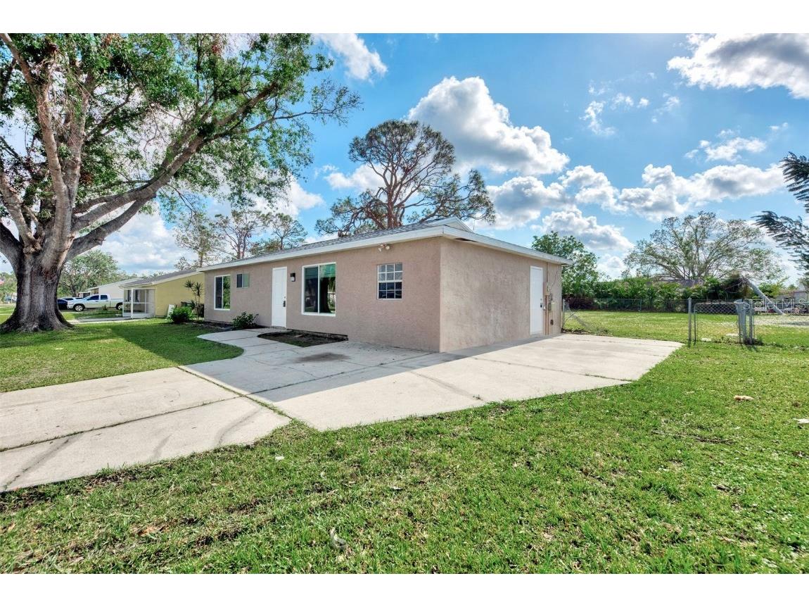 6703 Dennison Avenue North Port FL 34287 C7466950 image1