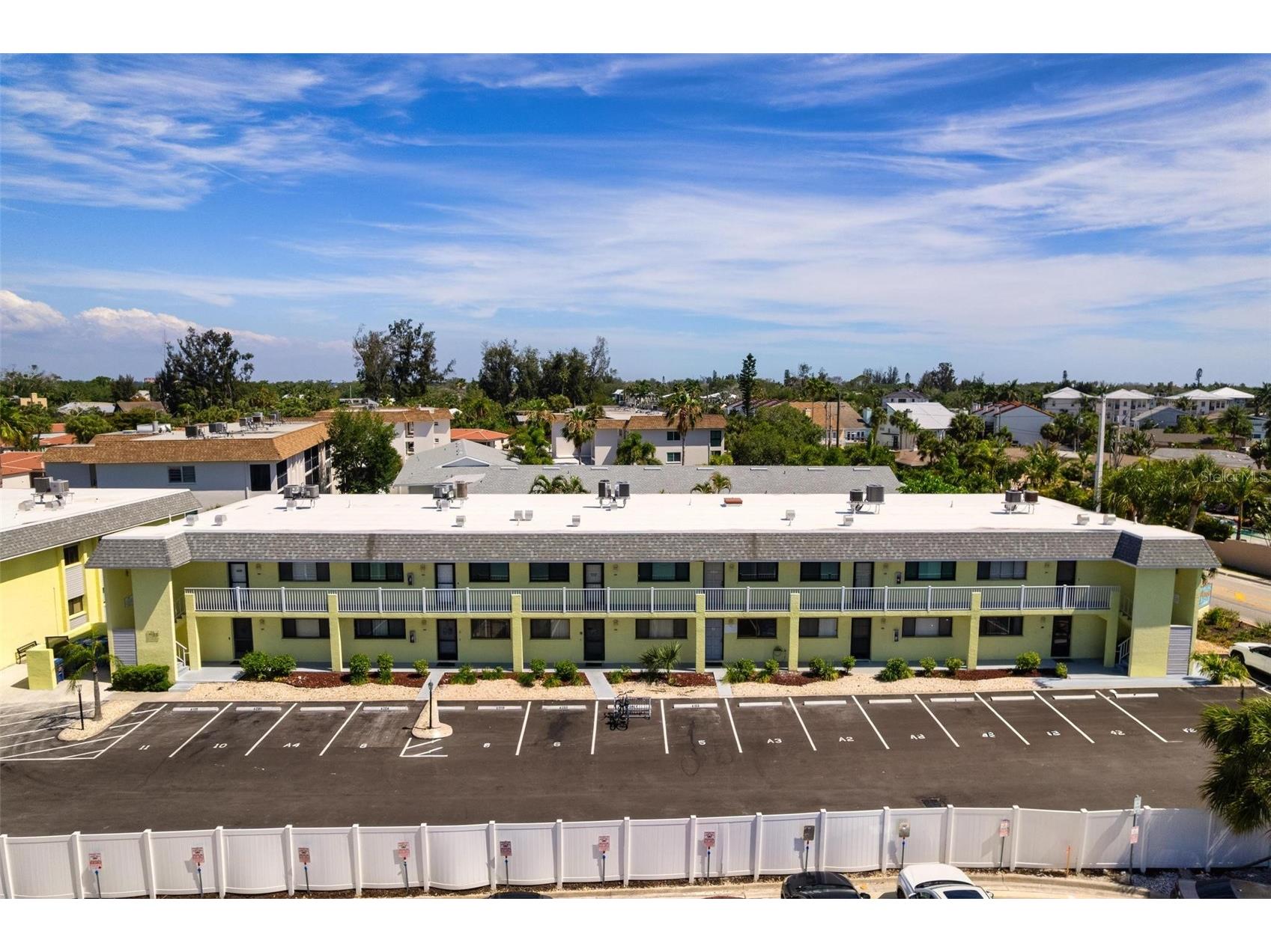 6703 Midnight Pass Road #101 Sarasota FL 34242 A4693235 image2