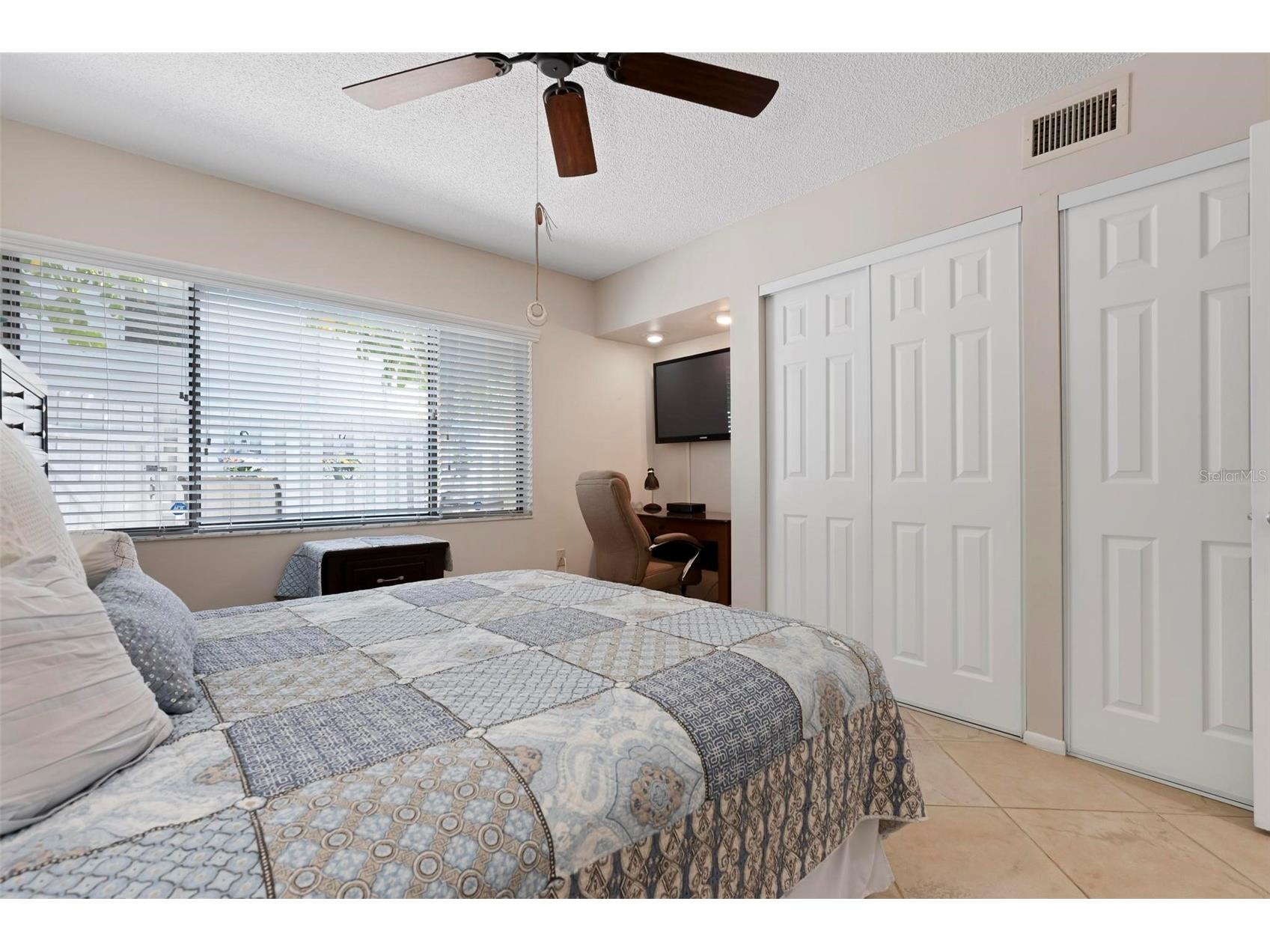 6703 Midnight Pass Road #101 Sarasota FL 34242 A4693235 image20