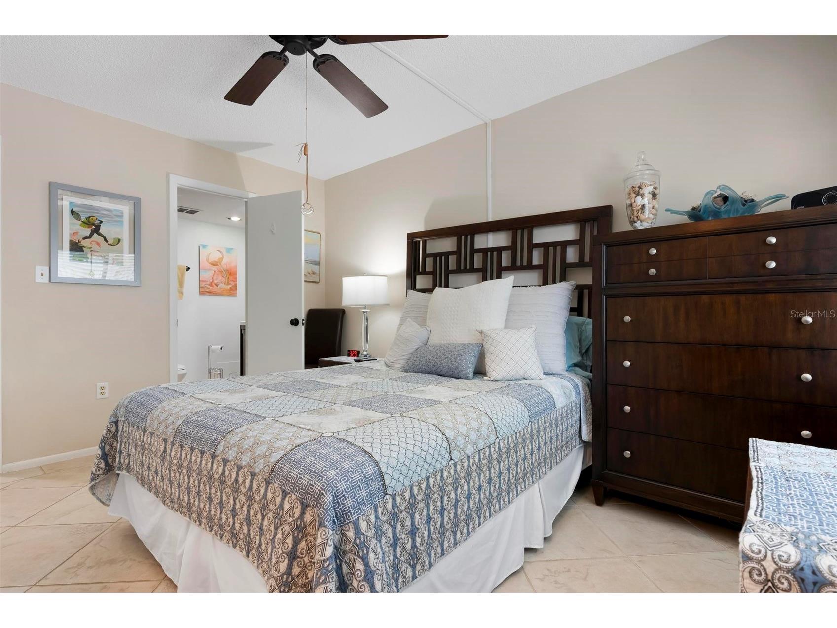 6703 Midnight Pass Road #101 Sarasota FL 34242 A4693235 image22