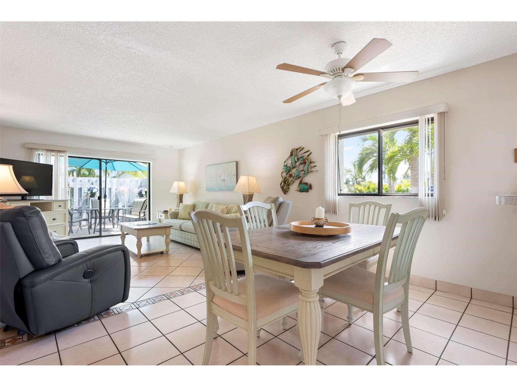6703 Midnight Pass Road #101 Sarasota FL 34242 A4693235 image3