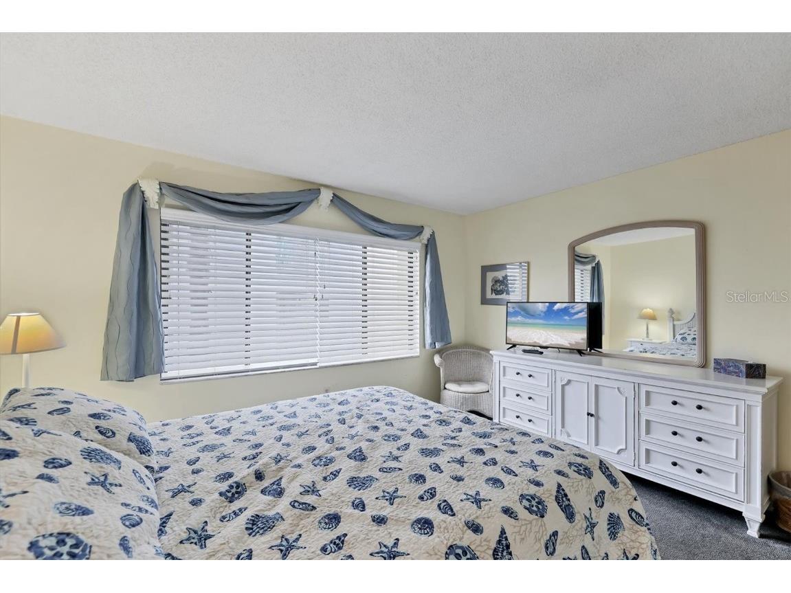 6703 Midnight Pass Road #208 Sarasota FL 34242 A4669017 image17