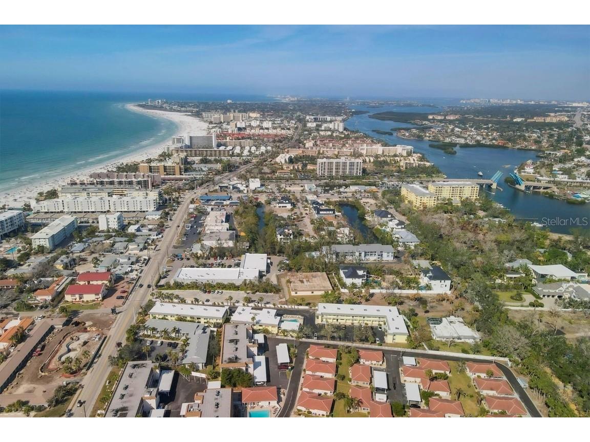 6703 Midnight Pass Road #208 Sarasota FL 34242 A4669017 image29