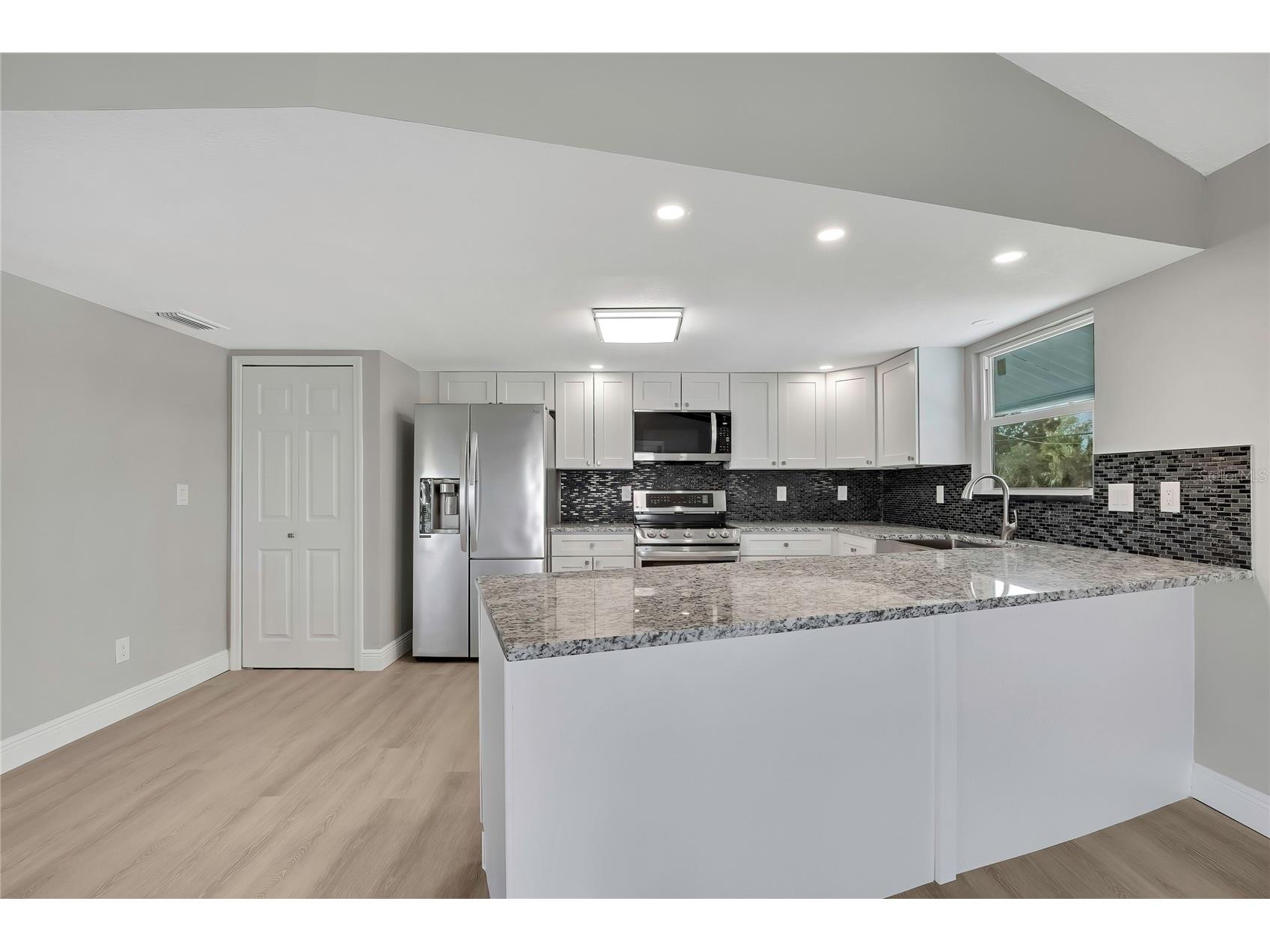 6703 Seaview Boulevard Hudson FL 34667 TB8480998 image13