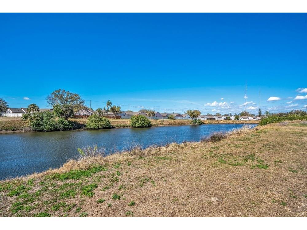 6704 Seafairer Drive Tampa FL 33615 TB8479841 image29