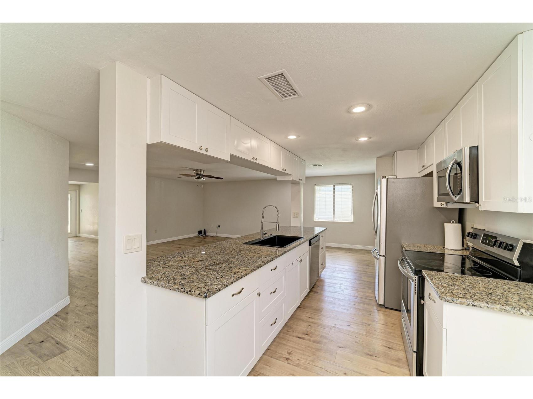 6705 35th Avenue W Bradenton FL 34209 A4693336 image12