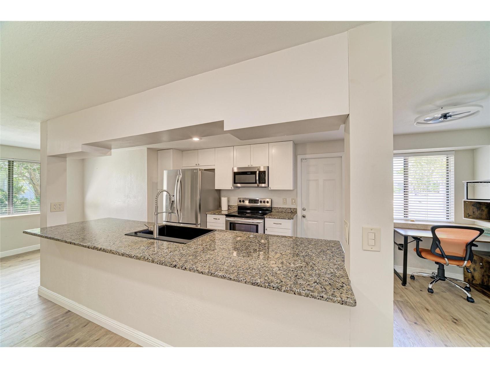 6705 35th Avenue W Bradenton FL 34209 A4693336 image13