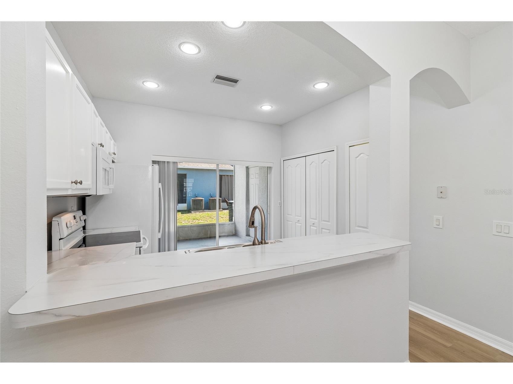 6705 Lake Rochester Lane Gibsonton FL 33534 TB8510081 image11