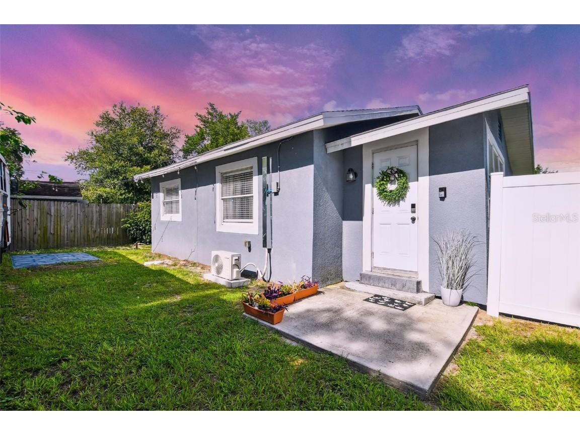 6705 N Branch Avenue #B Tampa FL 33604 U8217692 image1