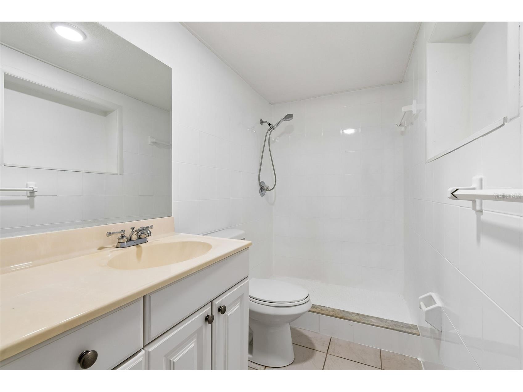 6705 Ralston Beach Circle Tampa FL 33614 TB8486137 image12