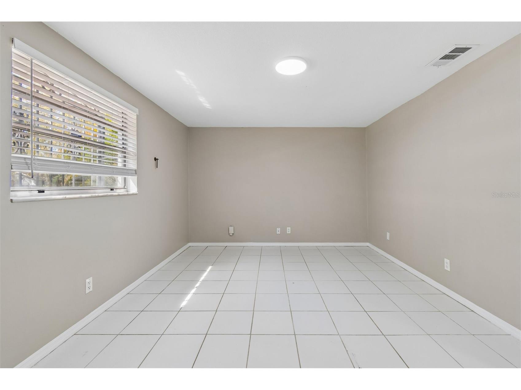 6705 Ralston Beach Circle Tampa FL 33614 TB8486137 image16