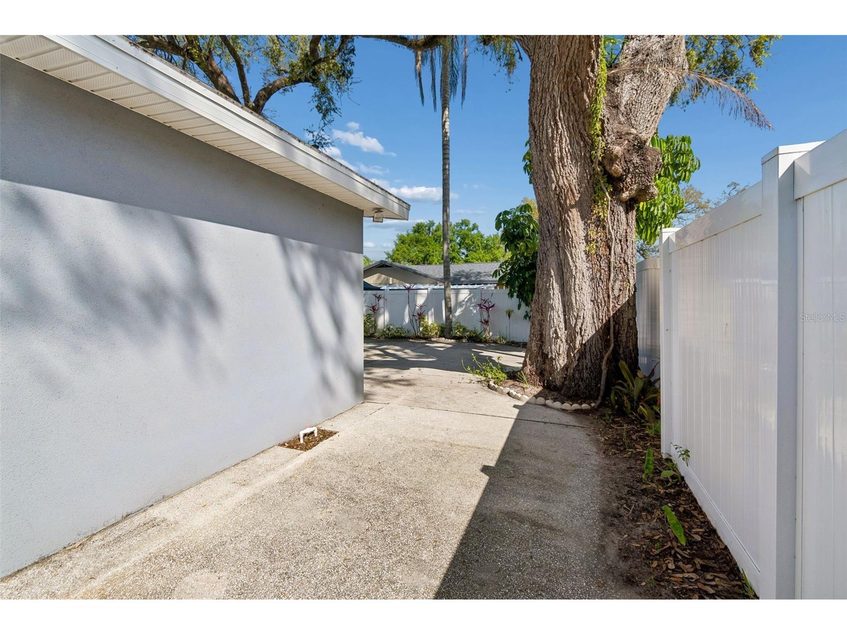 6705 Ralston Beach Circle Tampa FL 33614 TB8486137 image30
