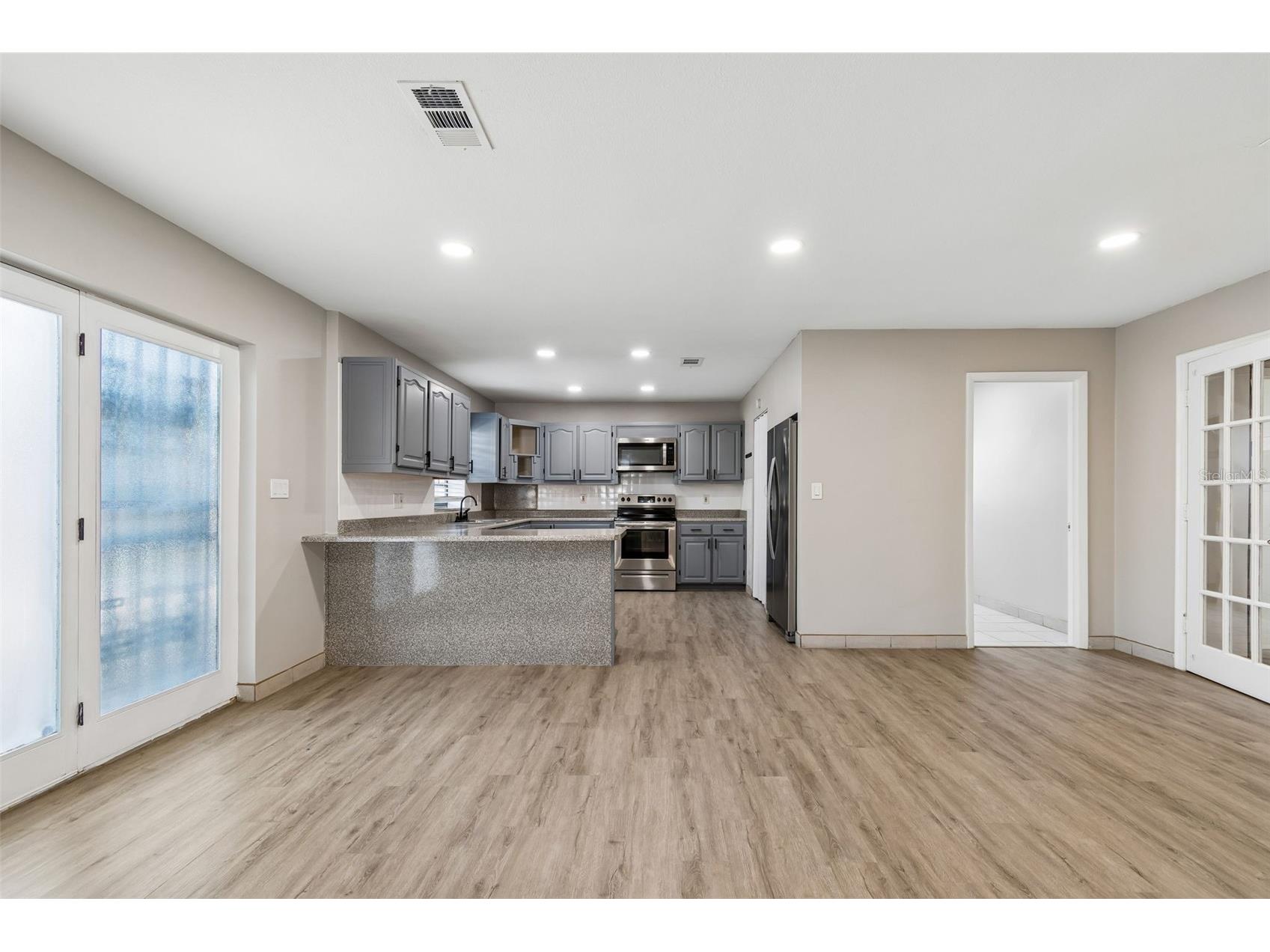 6705 Ralston Beach Circle Tampa FL 33614 TB8486137 image5
