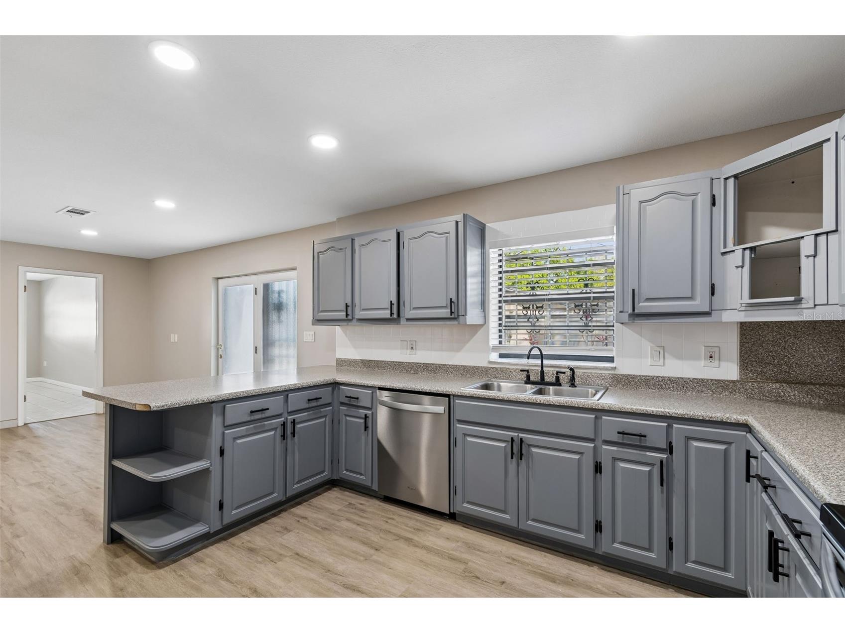 6705 Ralston Beach Circle Tampa FL 33614 TB8486137 image8
