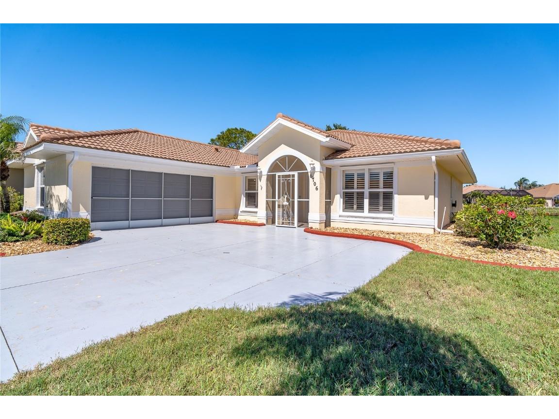 6706 Greenview Lane Englewood FL 34224 D6141188 image1