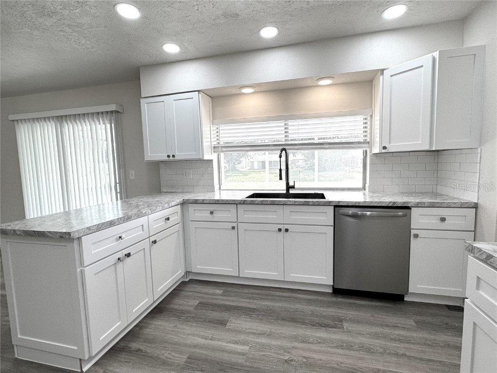 6707 Carovel Avenue North Port FL 34287 A4667389 image10