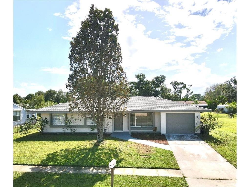 6707 Carovel Avenue North Port FL 34287 A4667389 image2