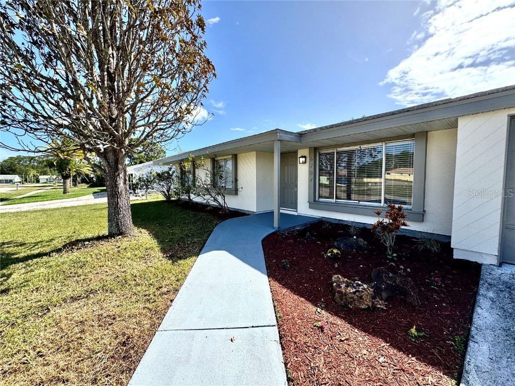 6707 Carovel Avenue North Port FL 34287 A4667389 image3