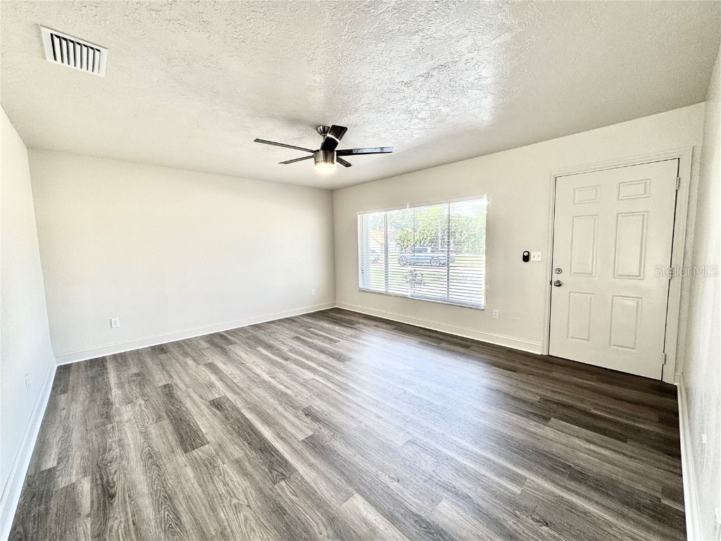 6707 Carovel Avenue North Port FL 34287 A4667389 image5