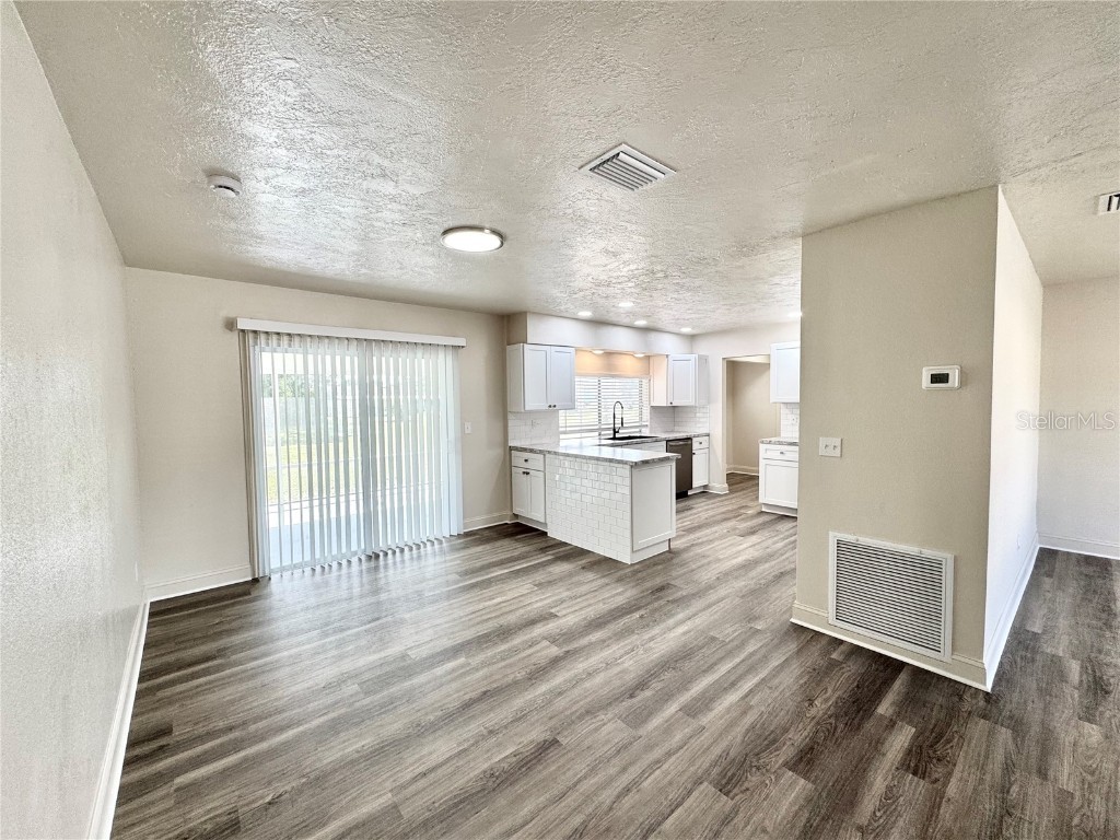 6707 Carovel Avenue North Port FL 34287 A4667389 image7