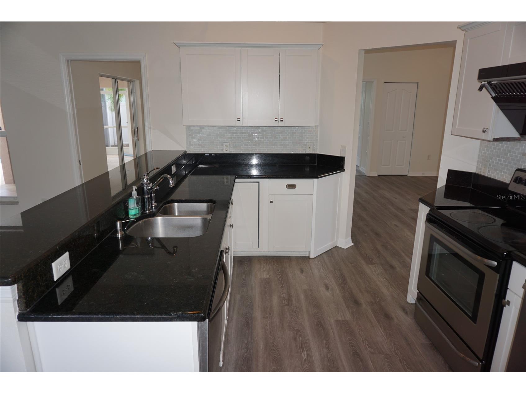 6708 66th Avenue E Bradenton FL 34203 TB8528338 image6