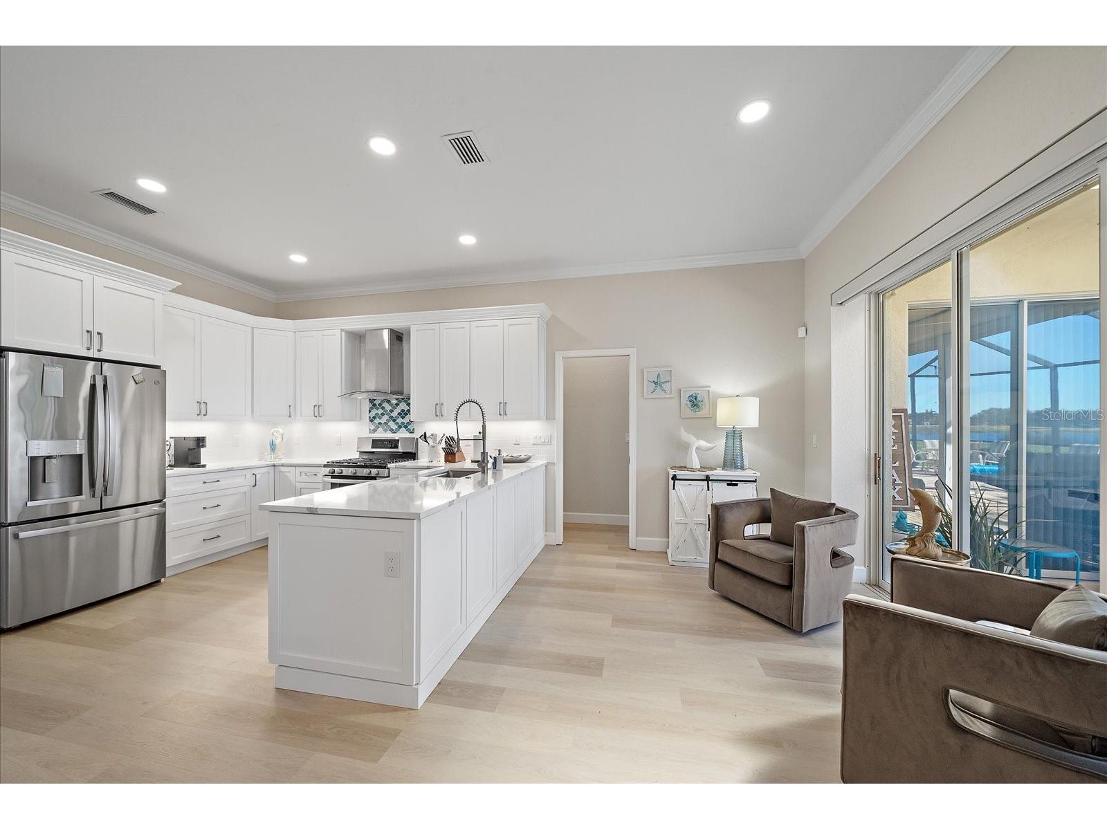 6708 Drewrys Bluff Bradenton FL 34203 A4680995 image4