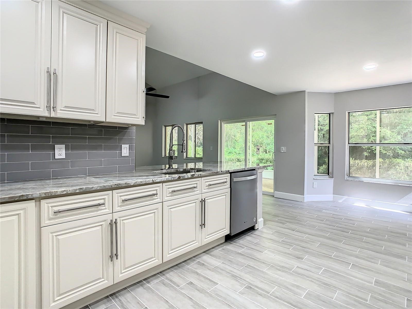 6708 Yardley Way Tampa FL 33647 TB8489115 image15