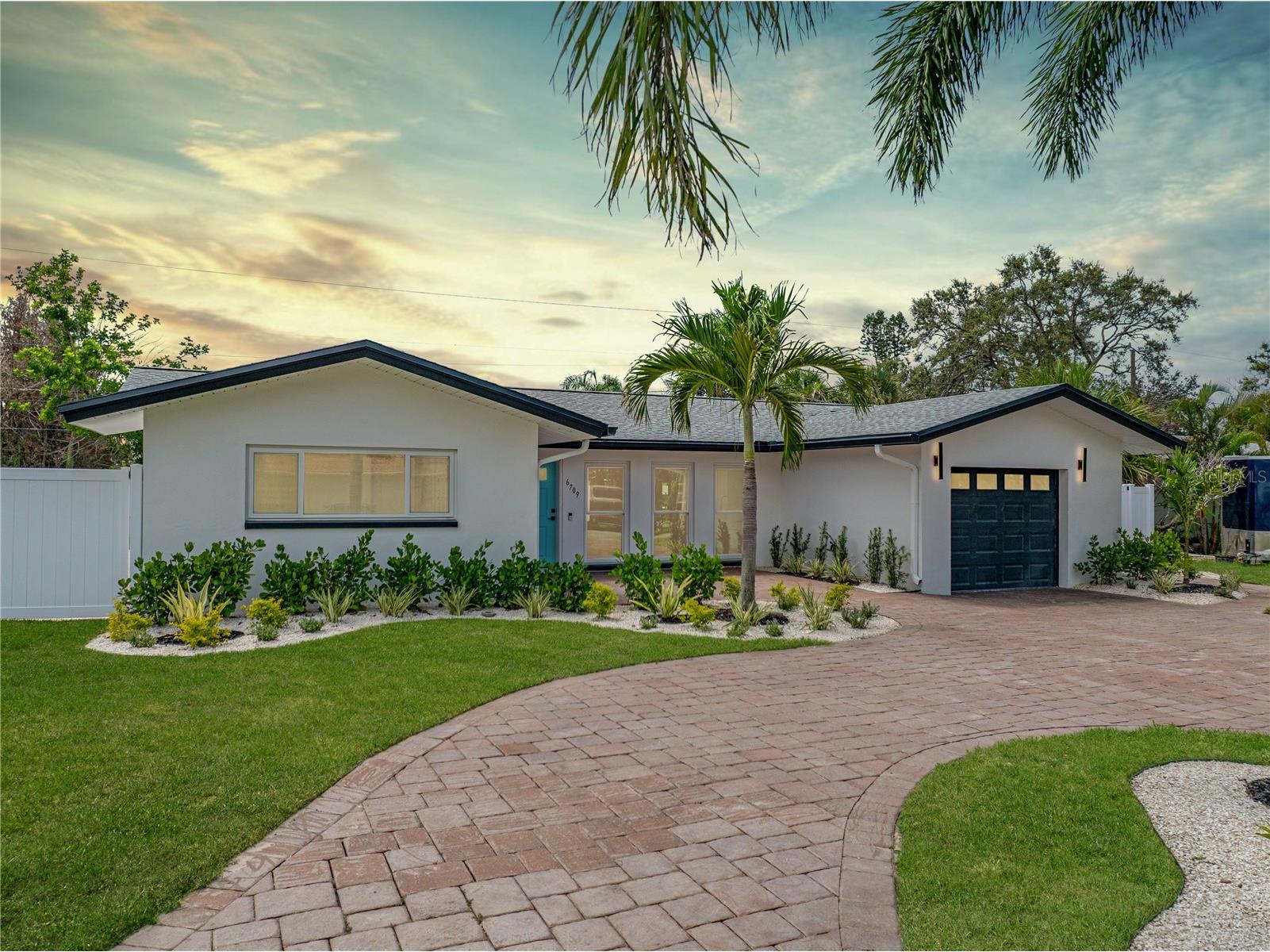6709 Cardinal Drive S Saint Petersburg FL 33707 TB8456636 image80