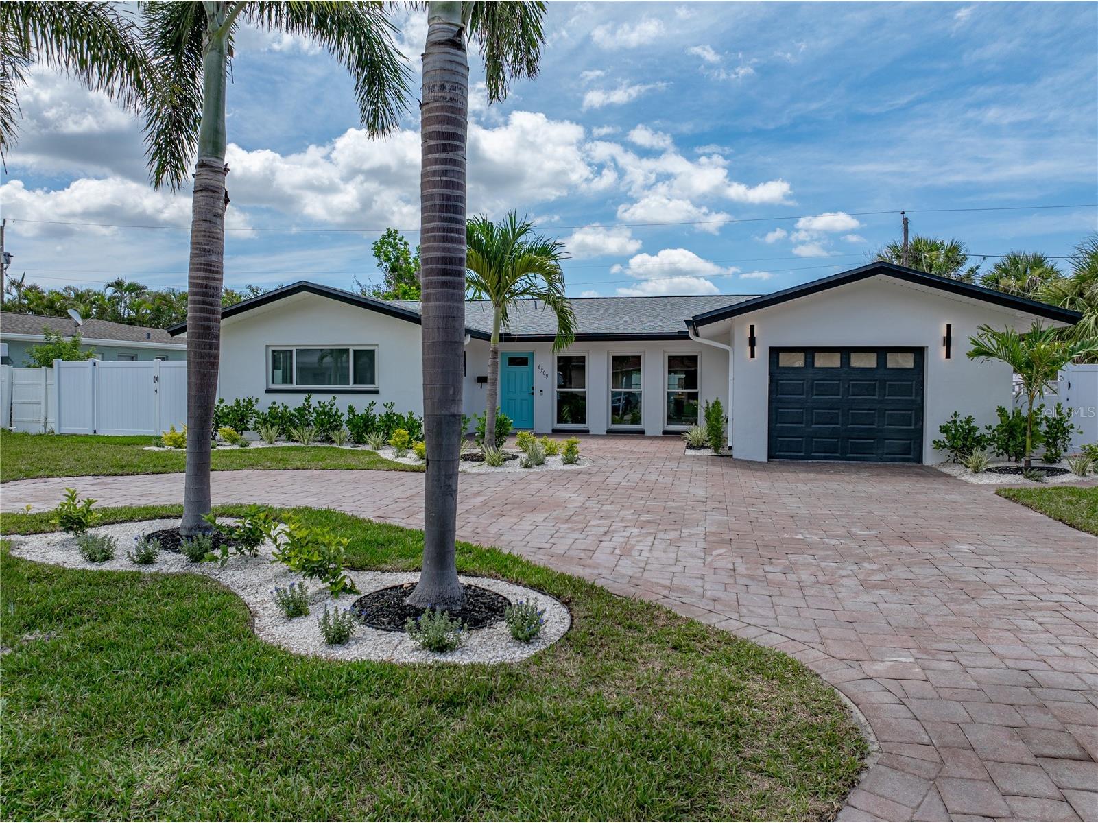 6709 Cardinal Drive S Saint Petersburg FL 33707 TB8532569 image2