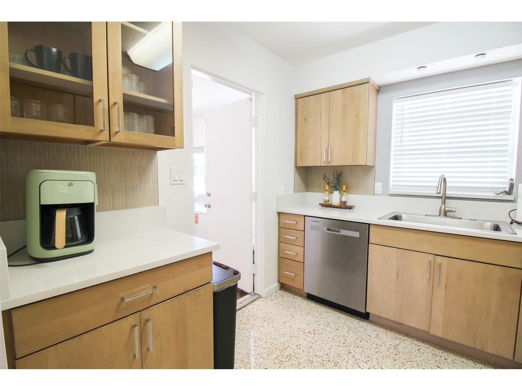 671 47th Street Sarasota FL 34234 A4694990 image12