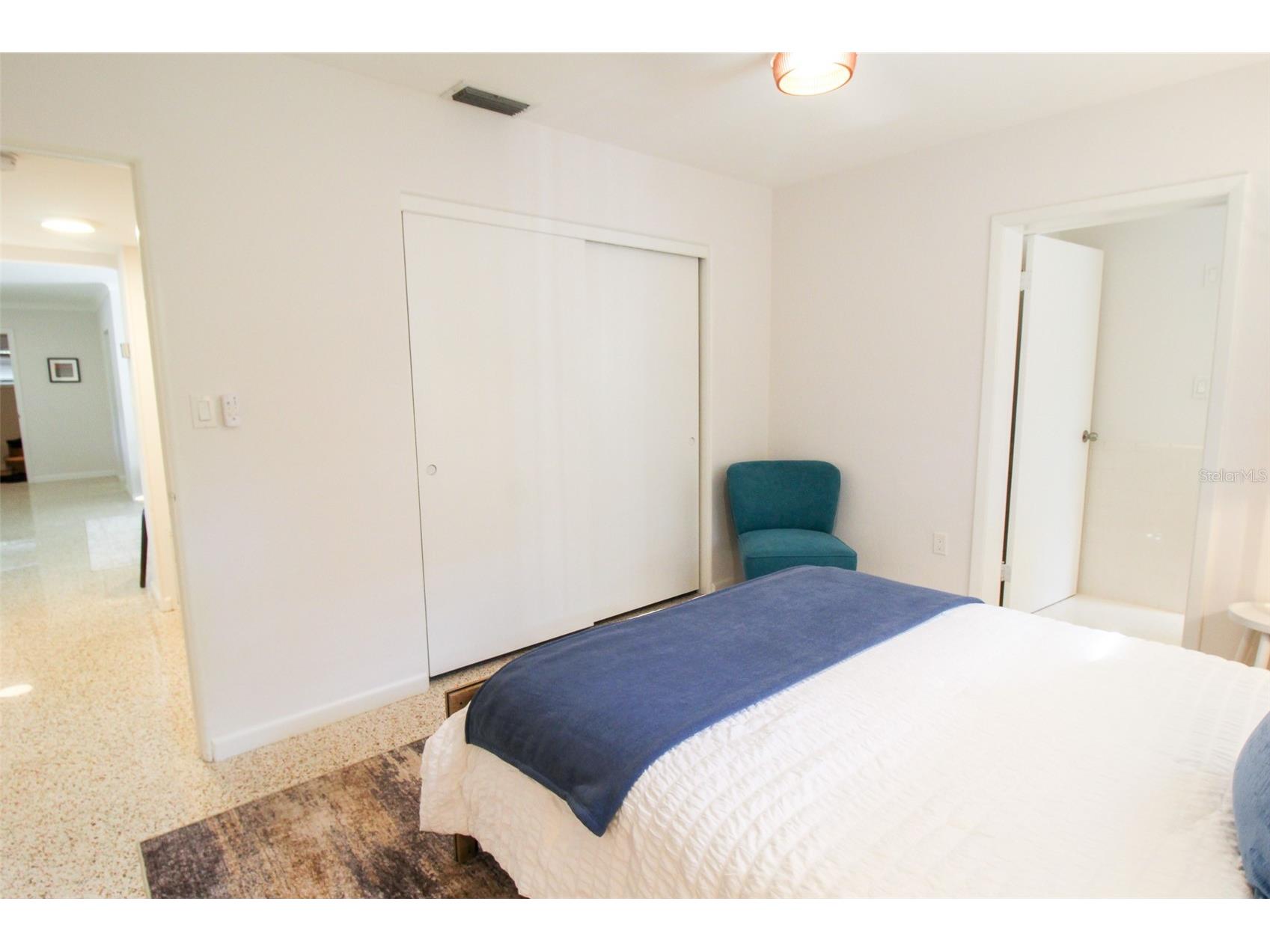 671 47th Street Sarasota FL 34234 A4694990 image25
