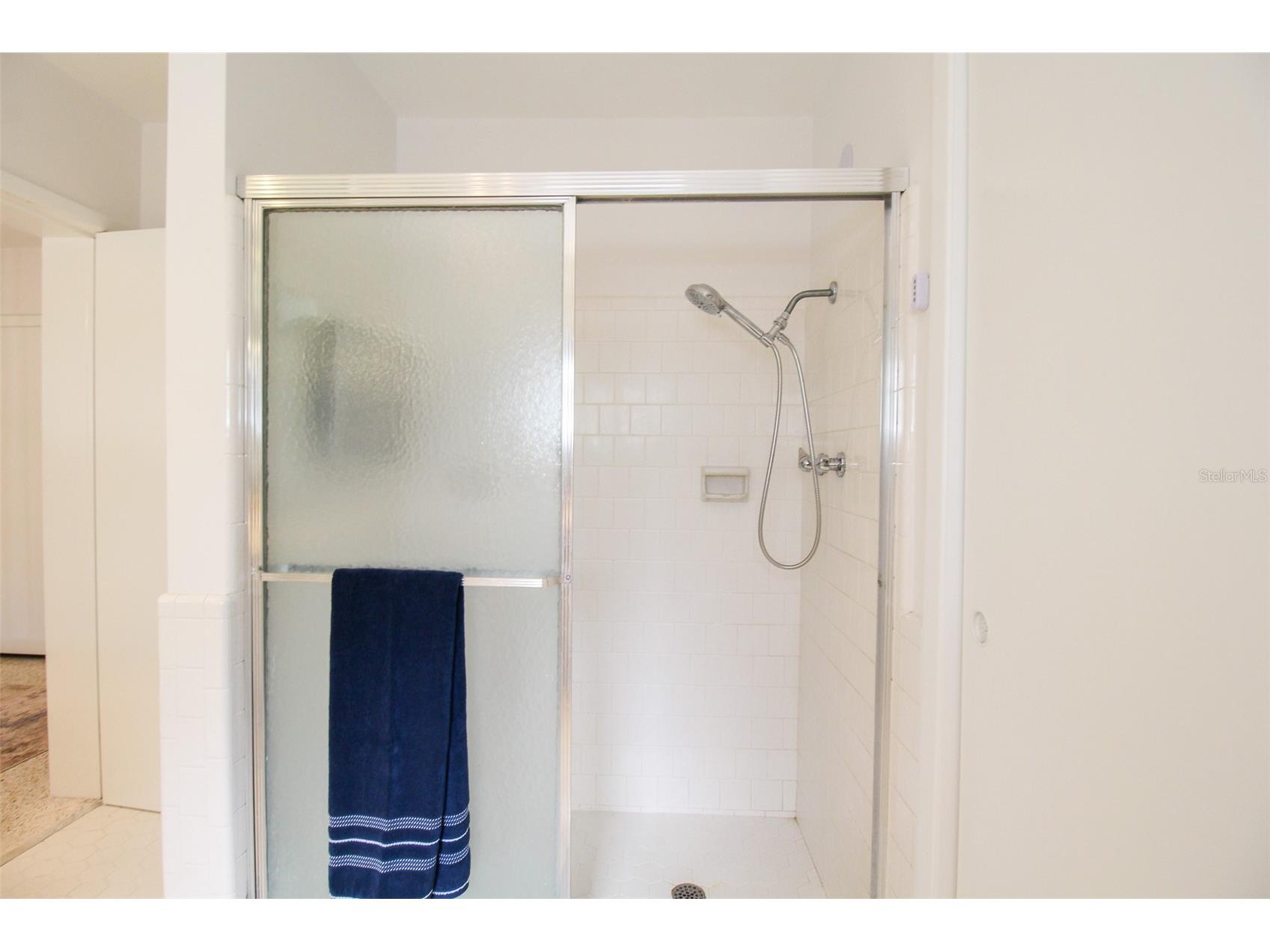 671 47th Street Sarasota FL 34234 A4694990 image27