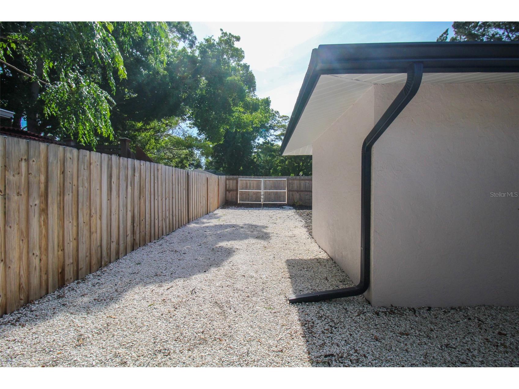 671 47th Street Sarasota FL 34234 A4694990 image31