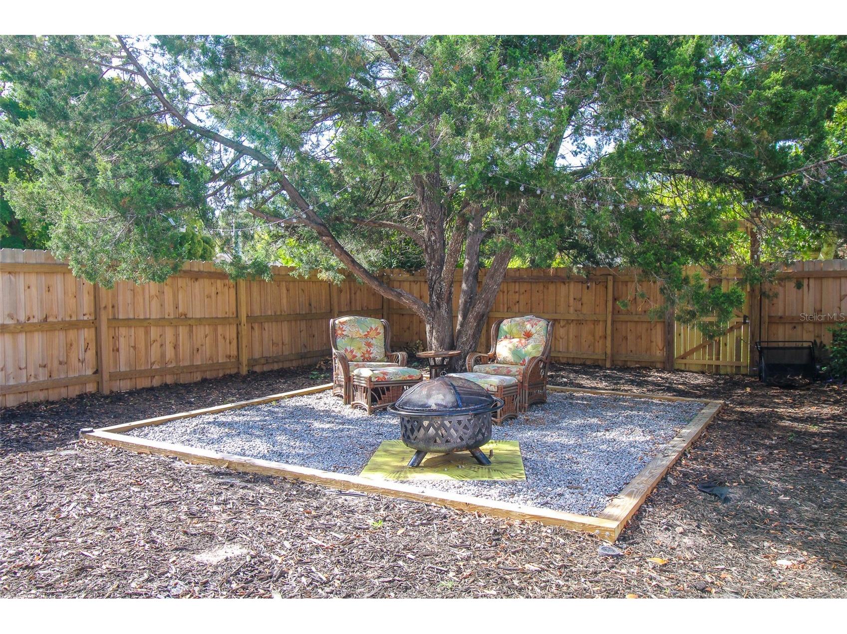 671 47th Street Sarasota FL 34234 A4694990 image32