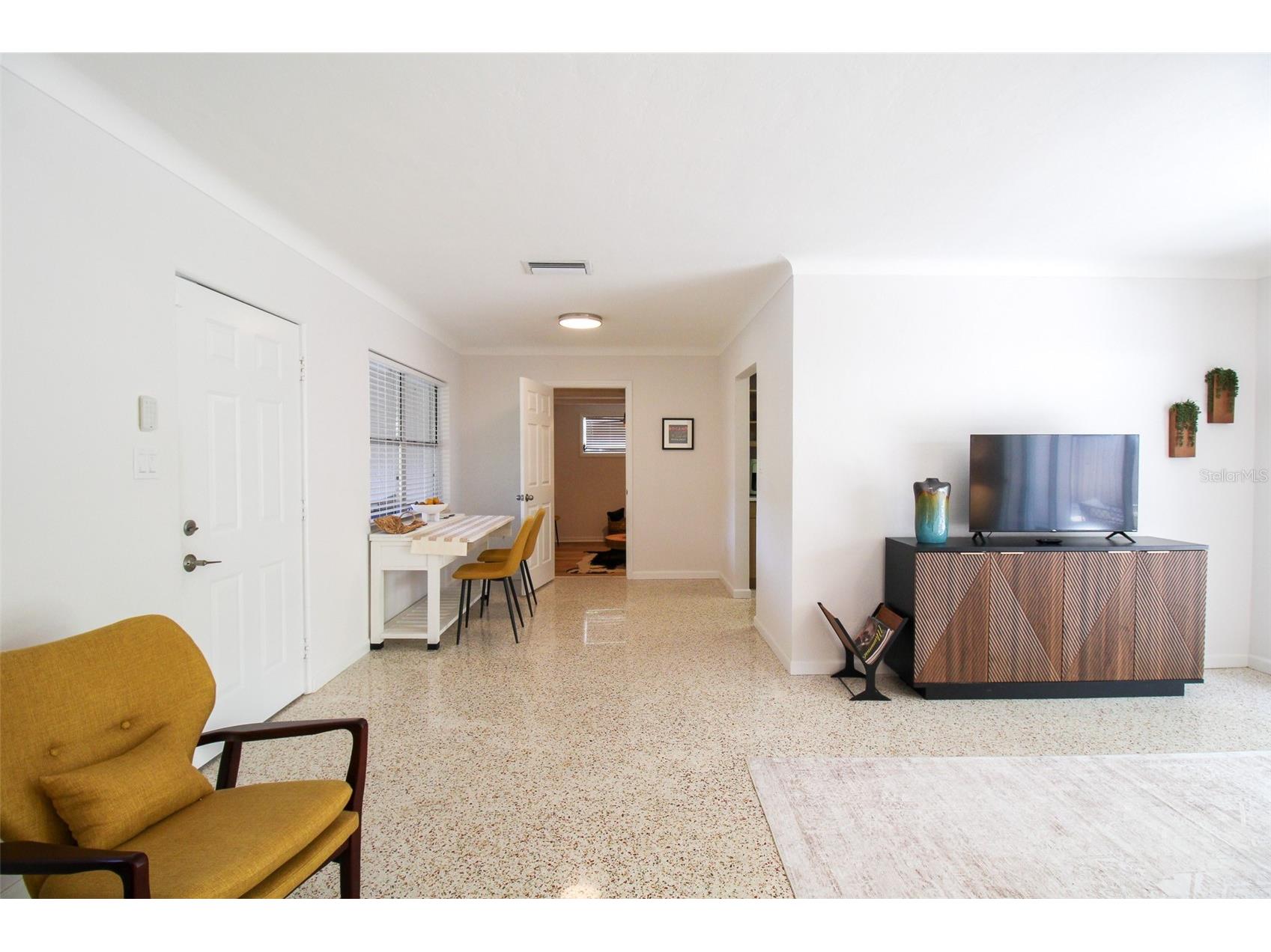 671 47th Street Sarasota FL 34234 A4694990 image8