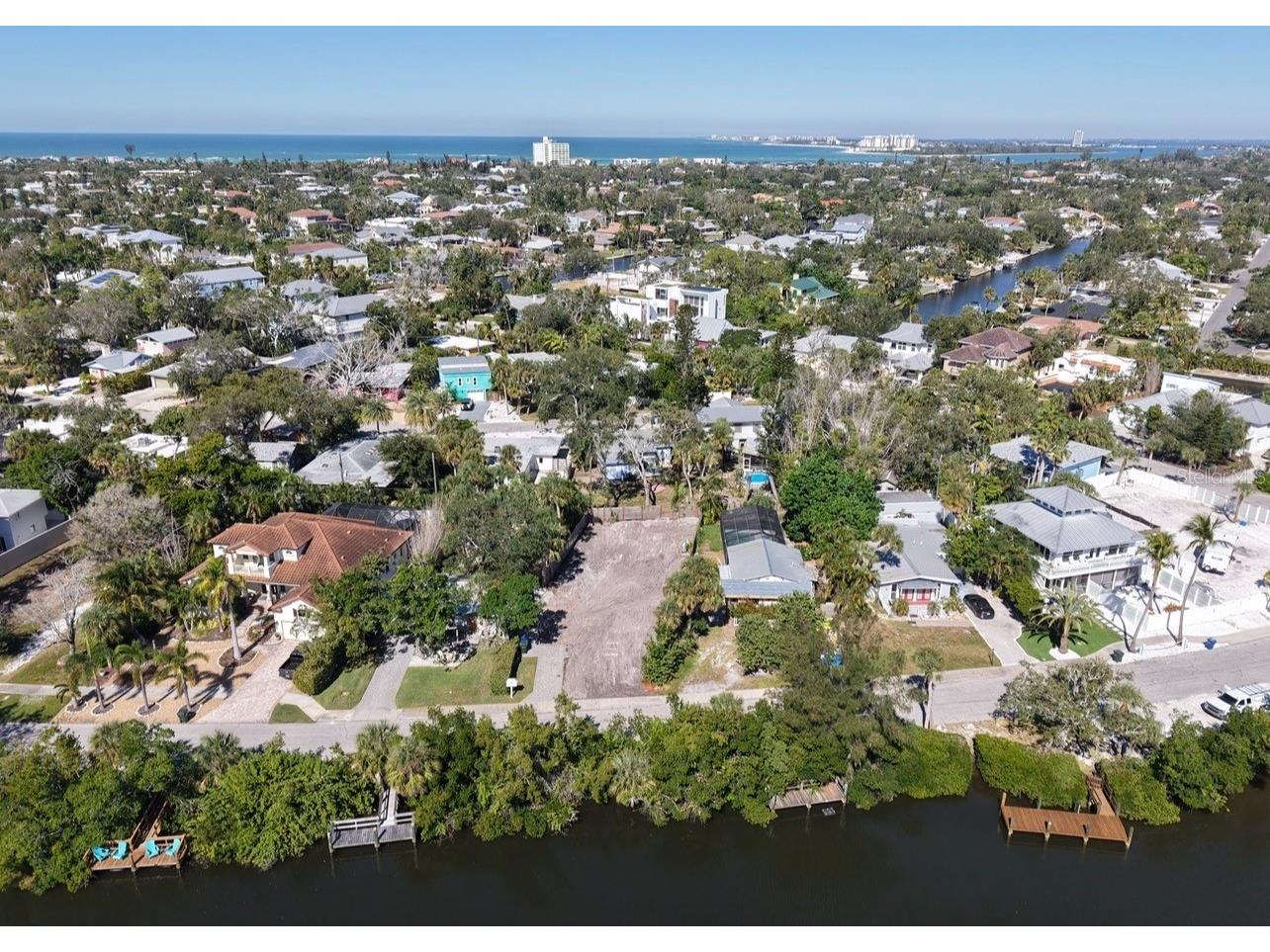 671 Avenida Del Norte Sarasota FL 34242 A4687911 image11