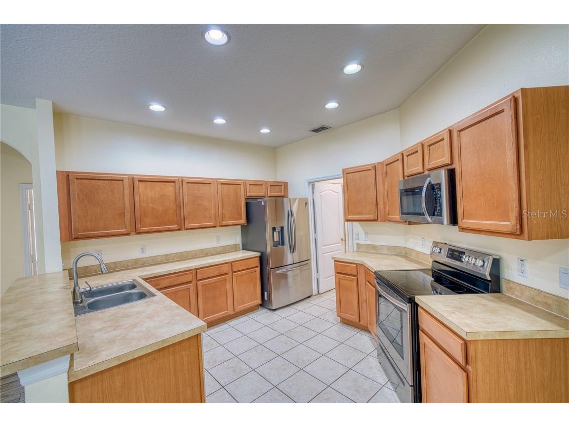 671 Carey Way Orlando FL 32825 O6335690 image3