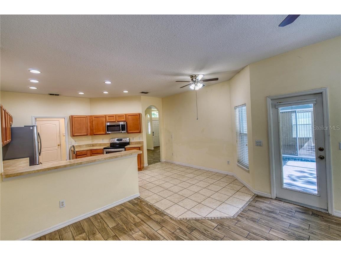 671 Carey Way Orlando FL 32825 O6335690 image4