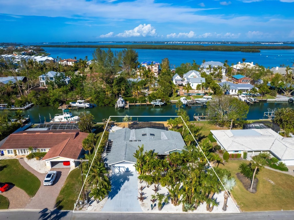 671 Emerald Harbor Drive Longboat Key FL 34228 A4633346 image1