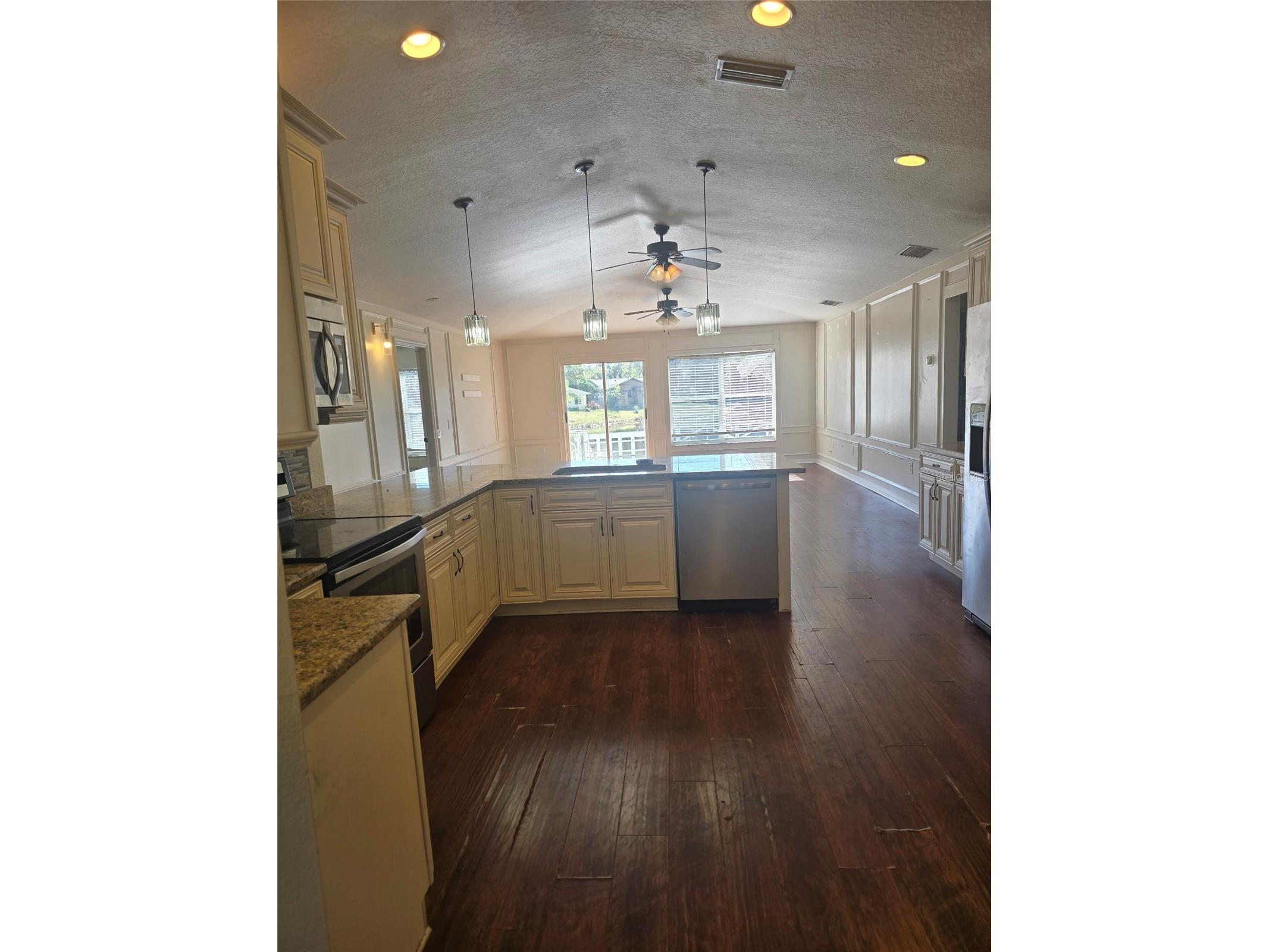 671 W Cadillac Drive Altamonte Springs FL 32714 O6387514 image8