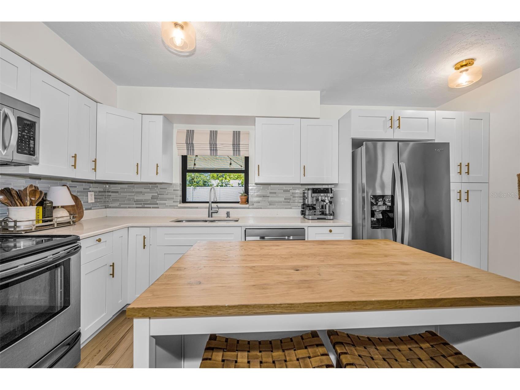 6710 32nd Avenue N Saint Petersburg FL 33710 TB8525511 image11