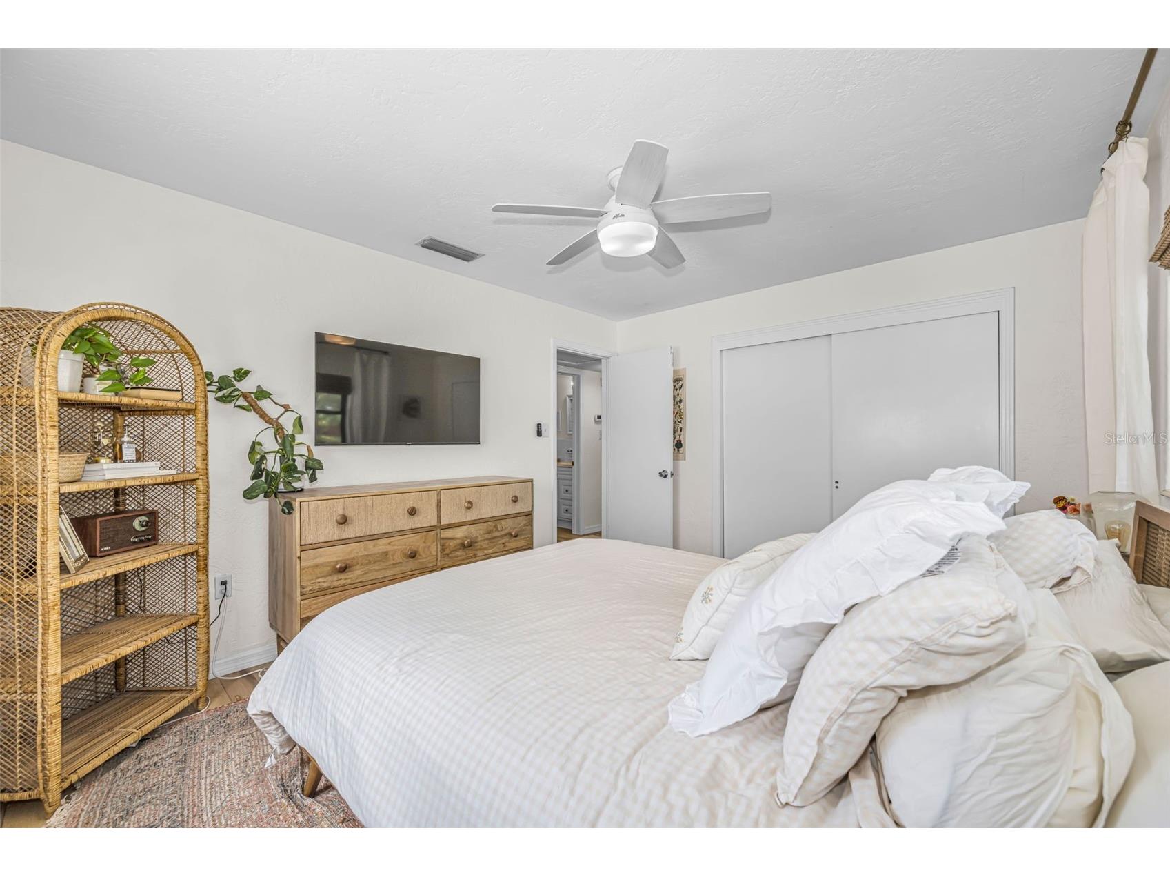 6710 32nd Avenue N Saint Petersburg FL 33710 TB8525511 image17
