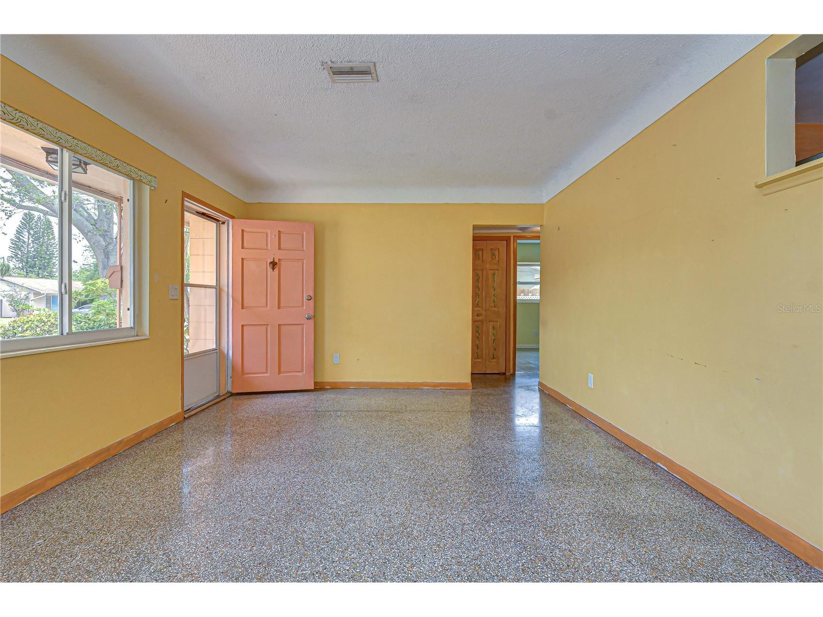 6710 35th Terrace N Saint Petersburg FL 33710 TB8505712 image4