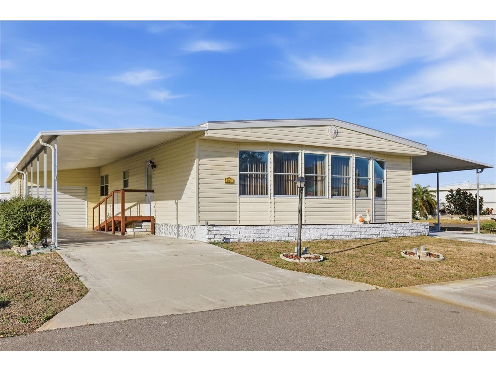 6710 36th Avenue E #201 Palmetto FL 34221 A4683523 image1