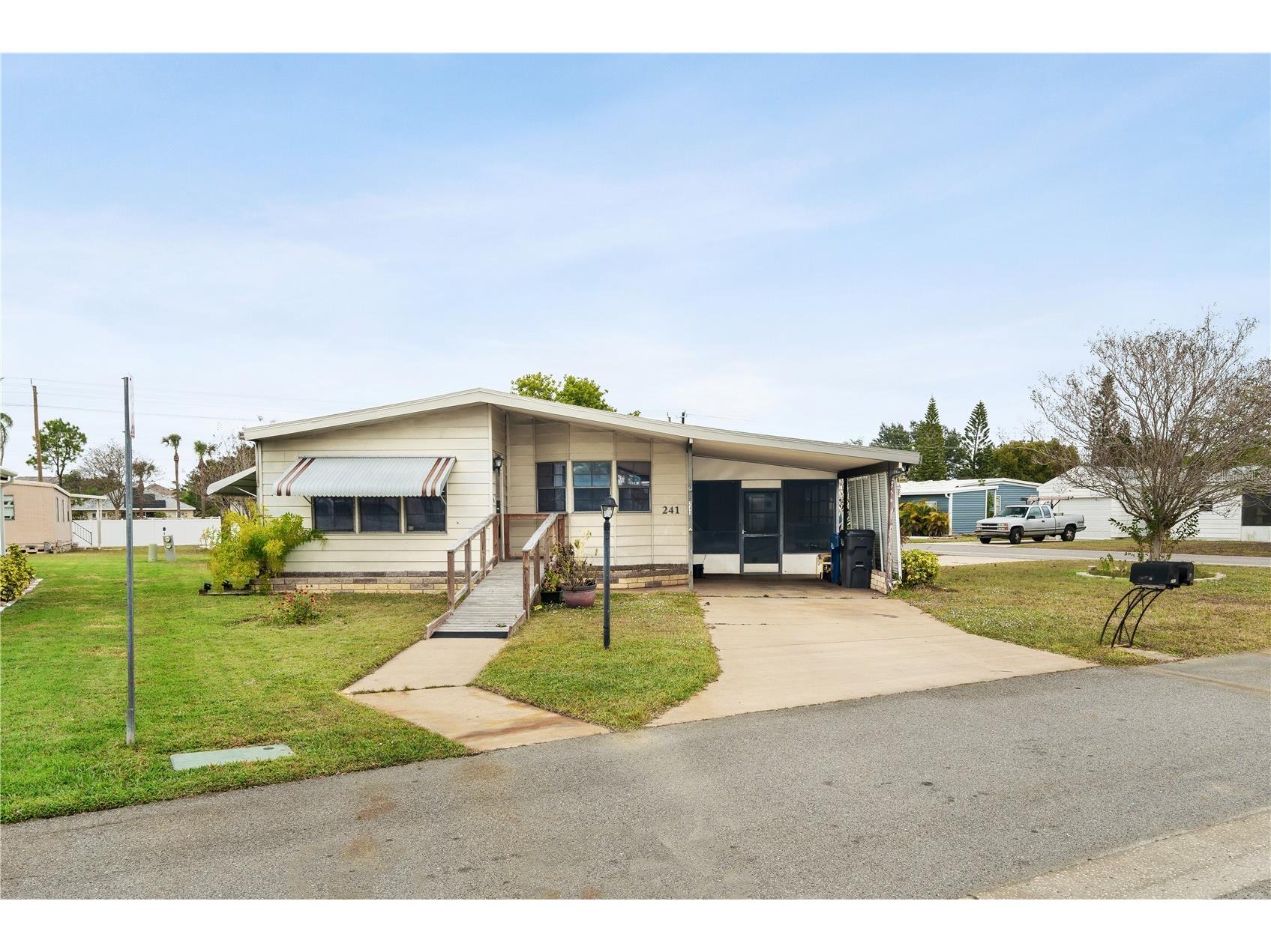 6710 36th Avenue E #241 Palmetto FL 34221 A4675693 image1