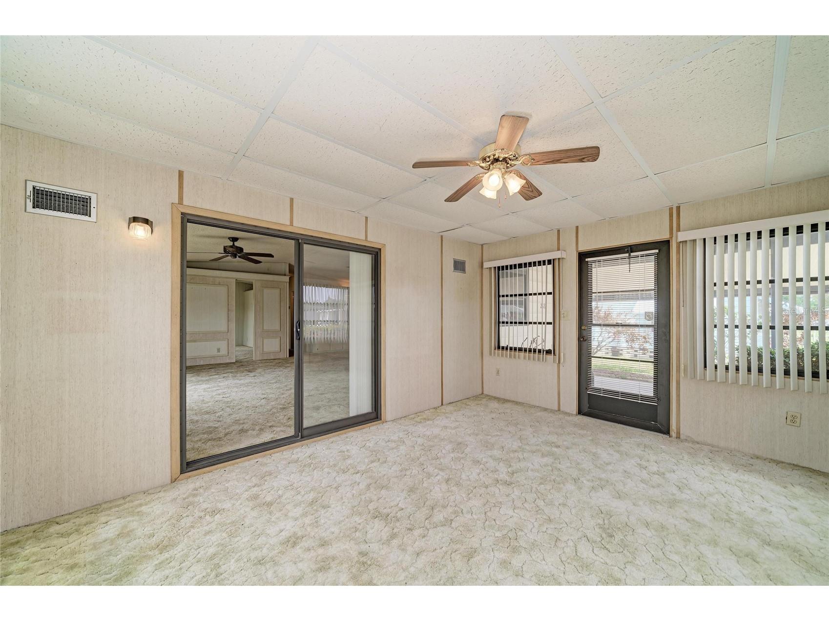 6710 36th Avenue E #268 Palmetto FL 34221 A4693638 image35