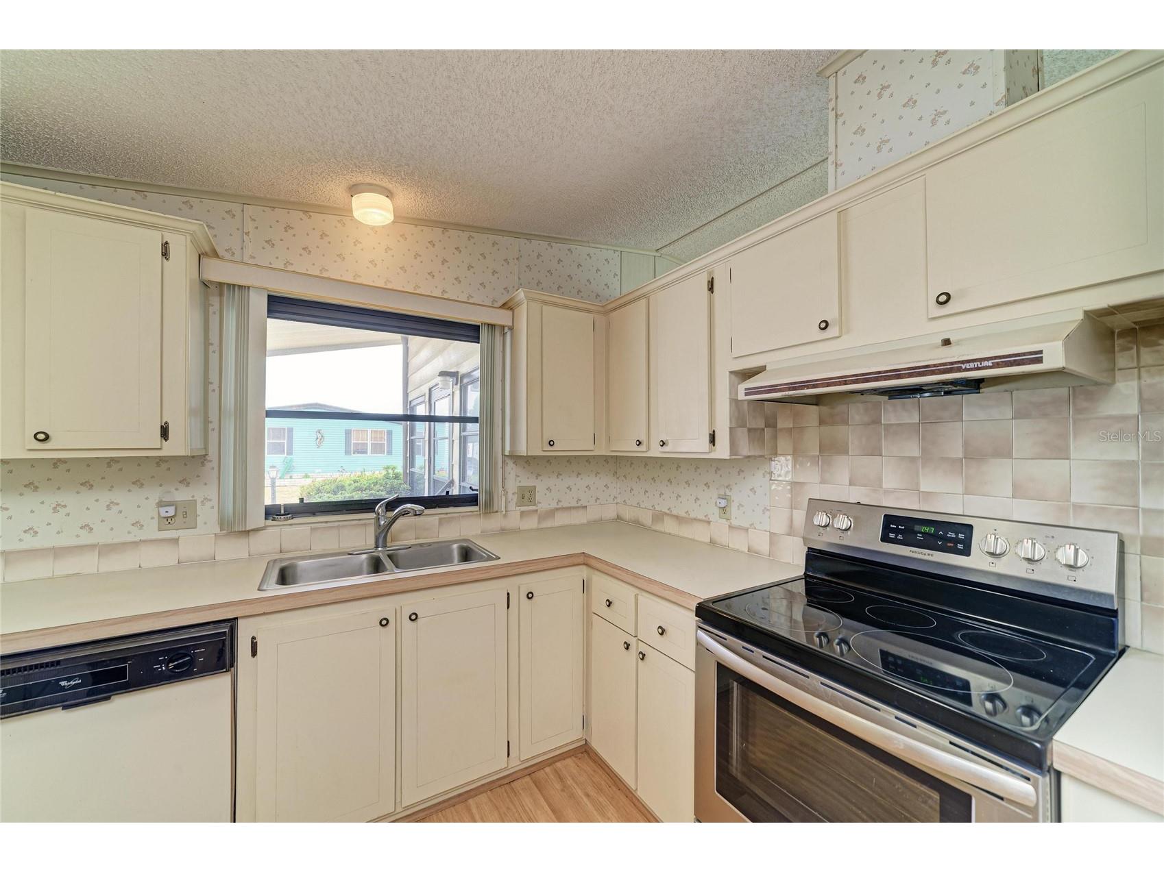 6710 36th Avenue E #268 Palmetto FL 34221 A4693638 image9