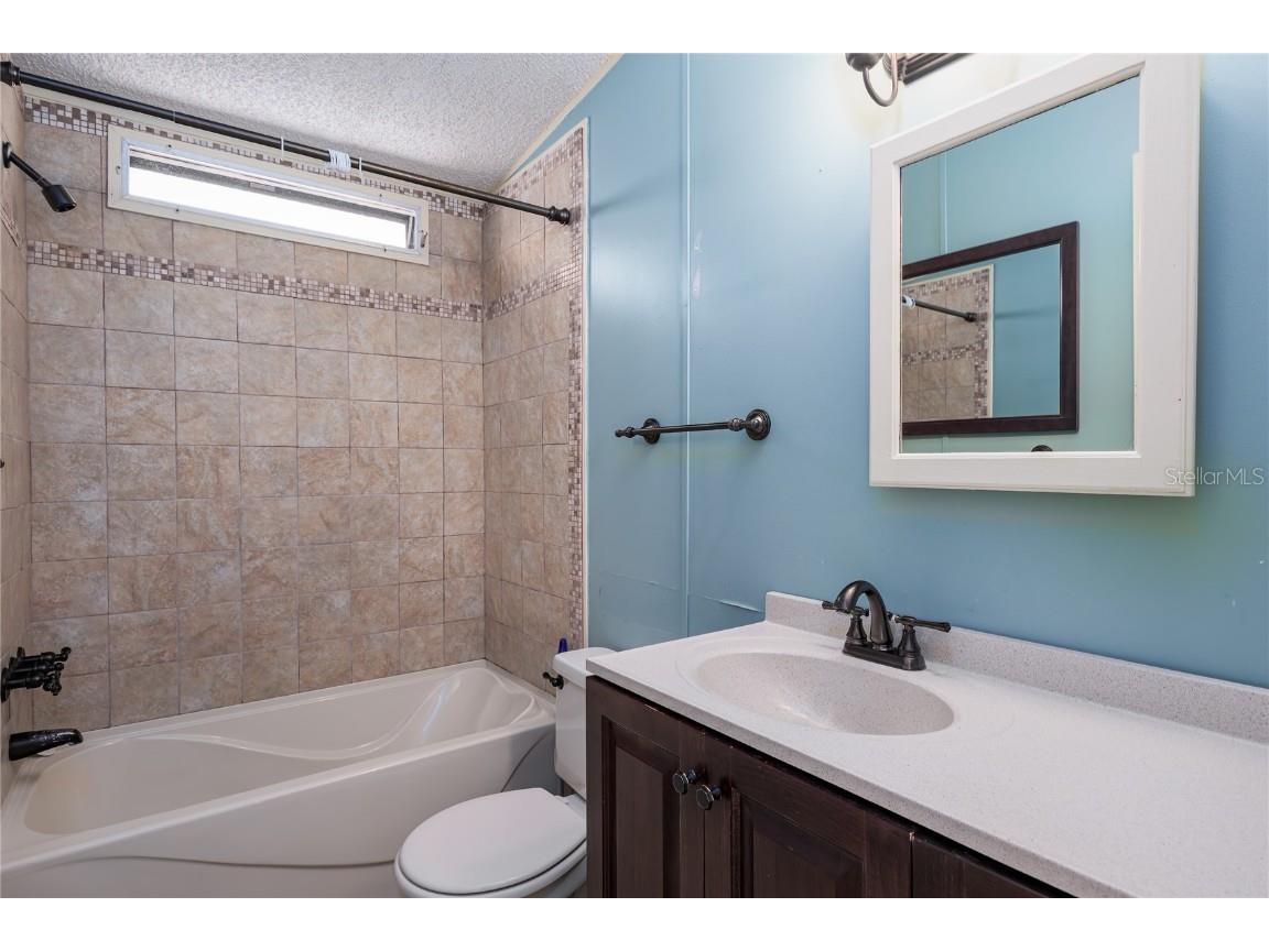 6710 36th Avenue E #337 Palmetto FL 34221 A4670358 image17