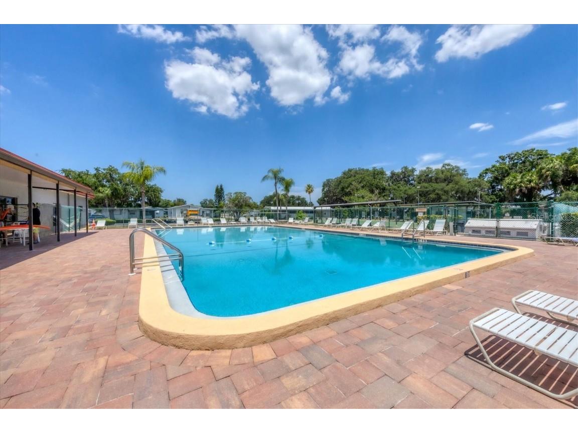 6710 36th Avenue E #52 Palmetto FL 34221 A4664864 image25