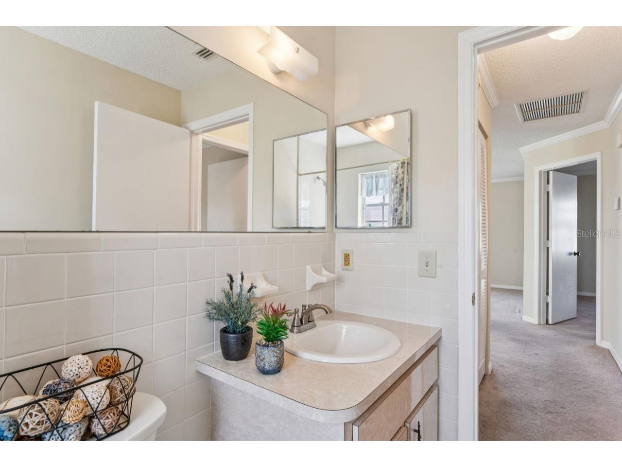 6710 Hickorywood Ln #1B New Port Richey FL 34653 W7874234 image28